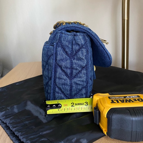 KARL LAGERFELD PARIS
Agyness Shoulder Bag - Picture 4 of 10